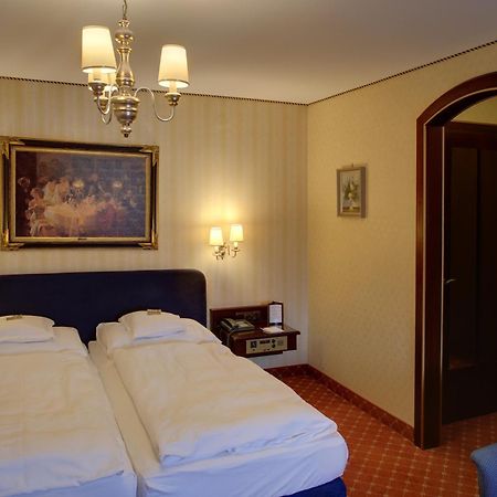 Hotel Brauereigasthof Landwehr-Braeu Reichelshofen Стая снимка