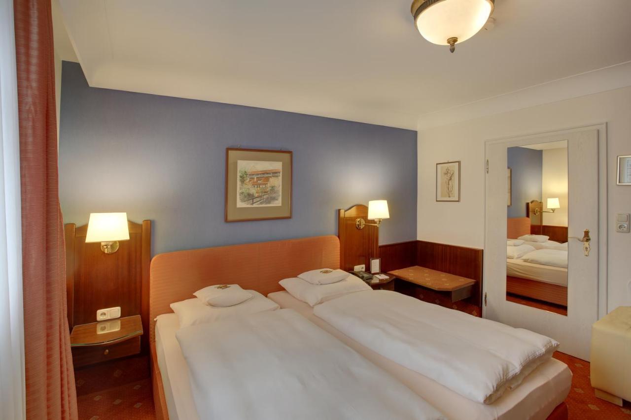 Hotel Brauereigasthof Landwehr-Braeu Reichelshofen Екстериор снимка