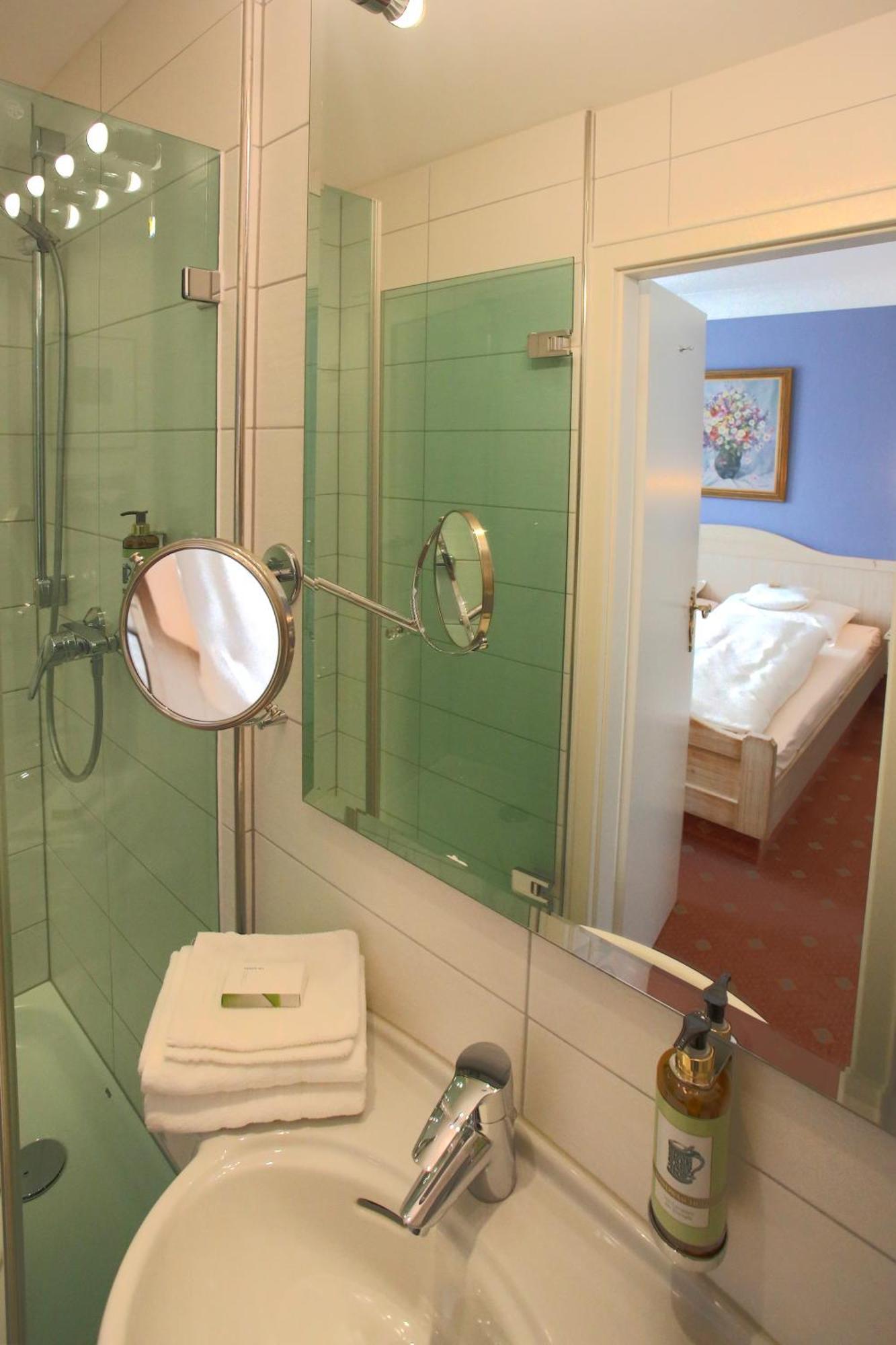 Hotel Brauereigasthof Landwehr-Braeu Reichelshofen Стая снимка