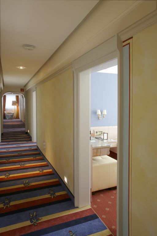 Hotel Brauereigasthof Landwehr-Braeu Reichelshofen Екстериор снимка