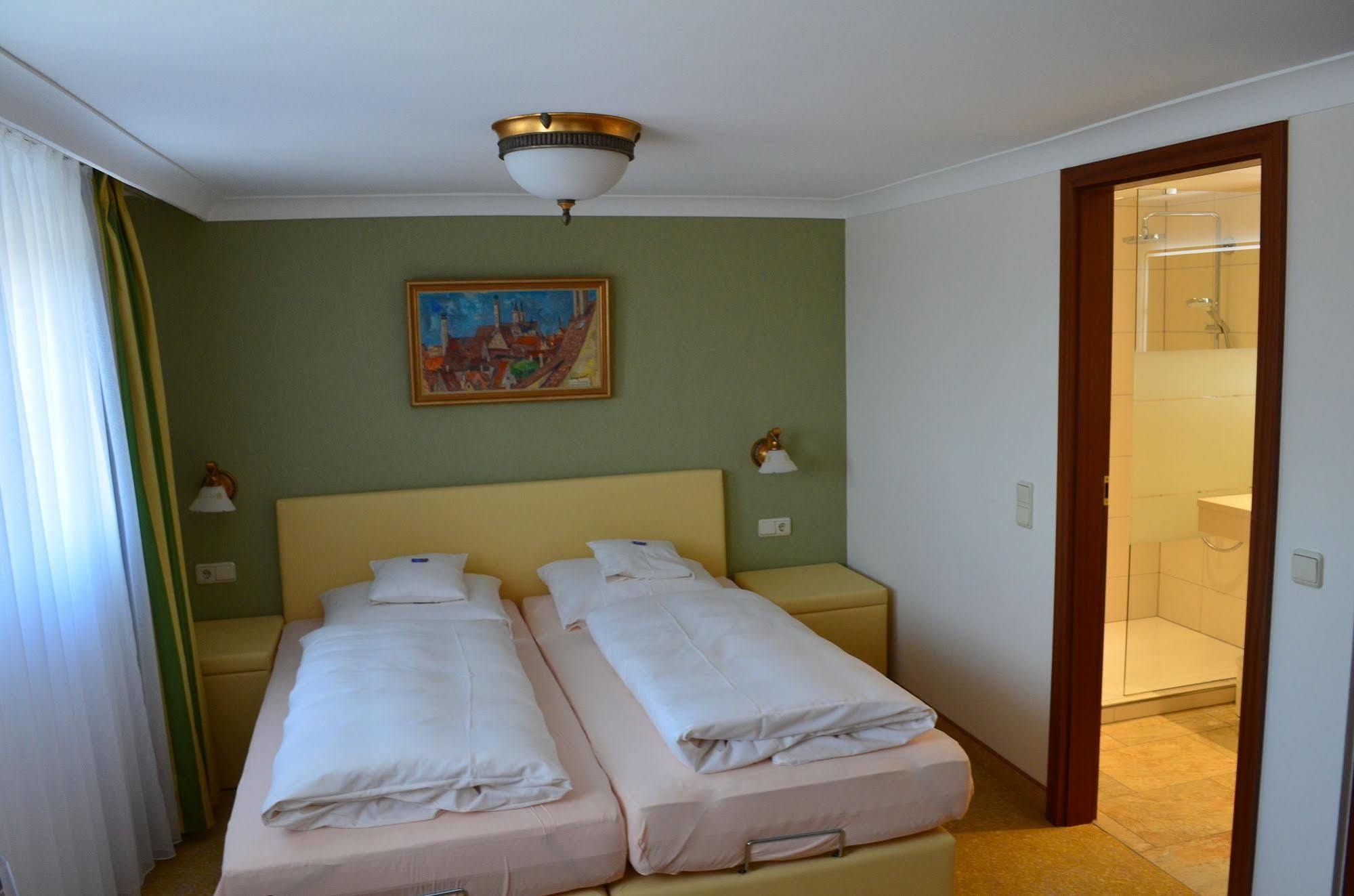 Hotel Brauereigasthof Landwehr-Braeu Reichelshofen Екстериор снимка